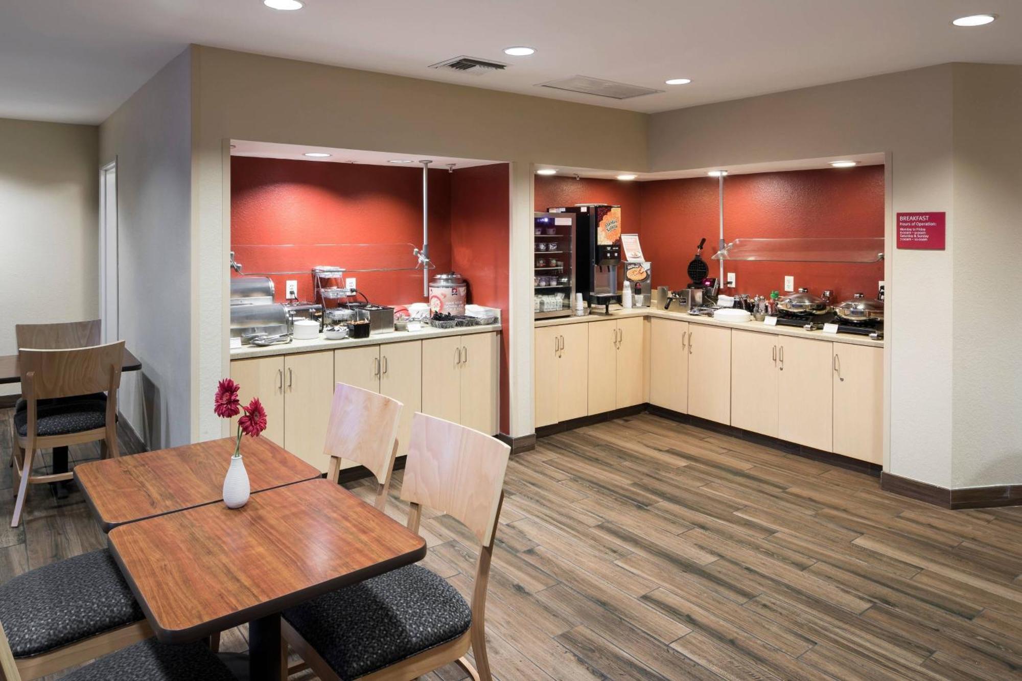 Towneplace Suites By Marriott Panama City Bagian luar foto