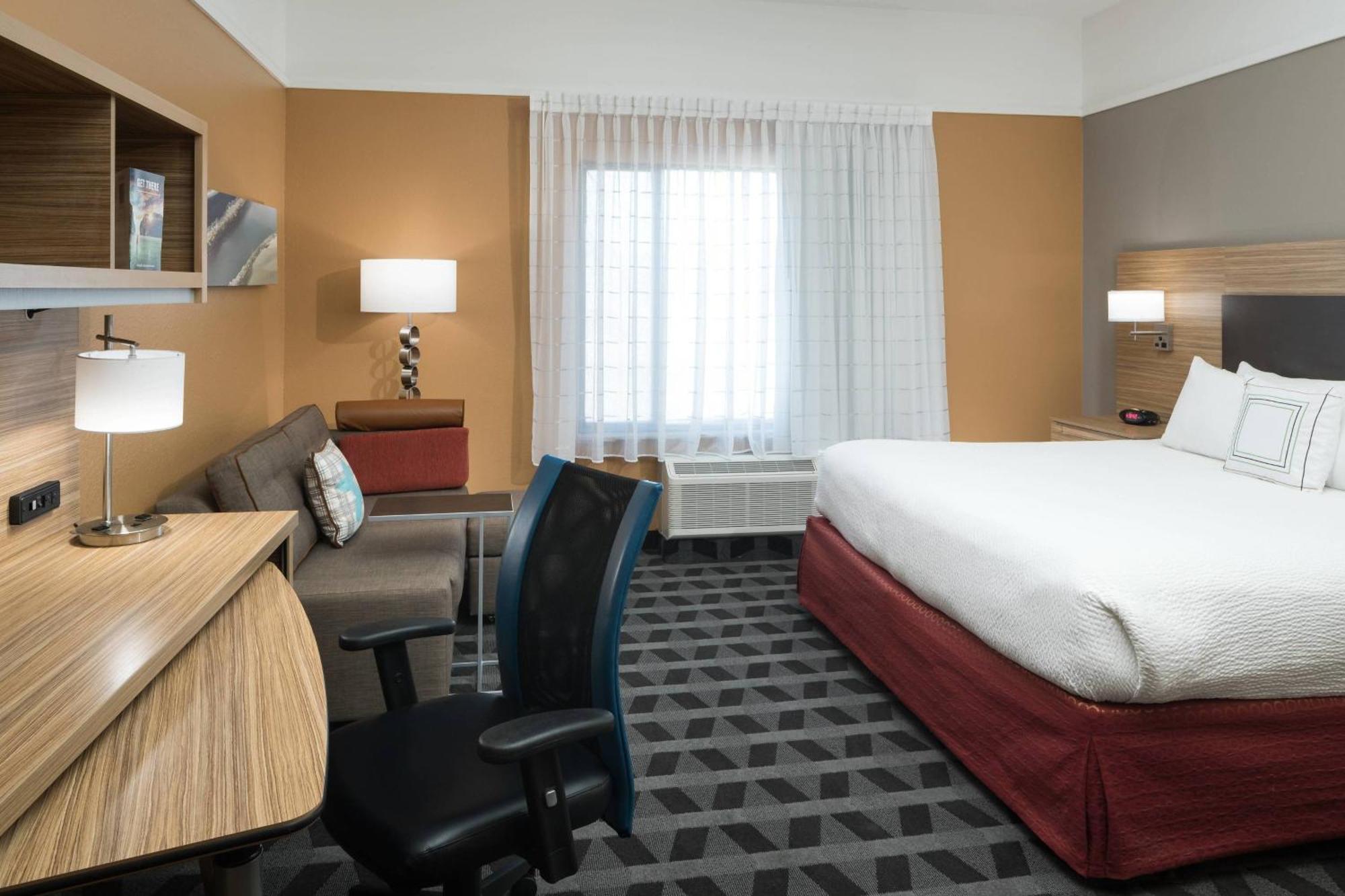 Towneplace Suites By Marriott Panama City Bagian luar foto