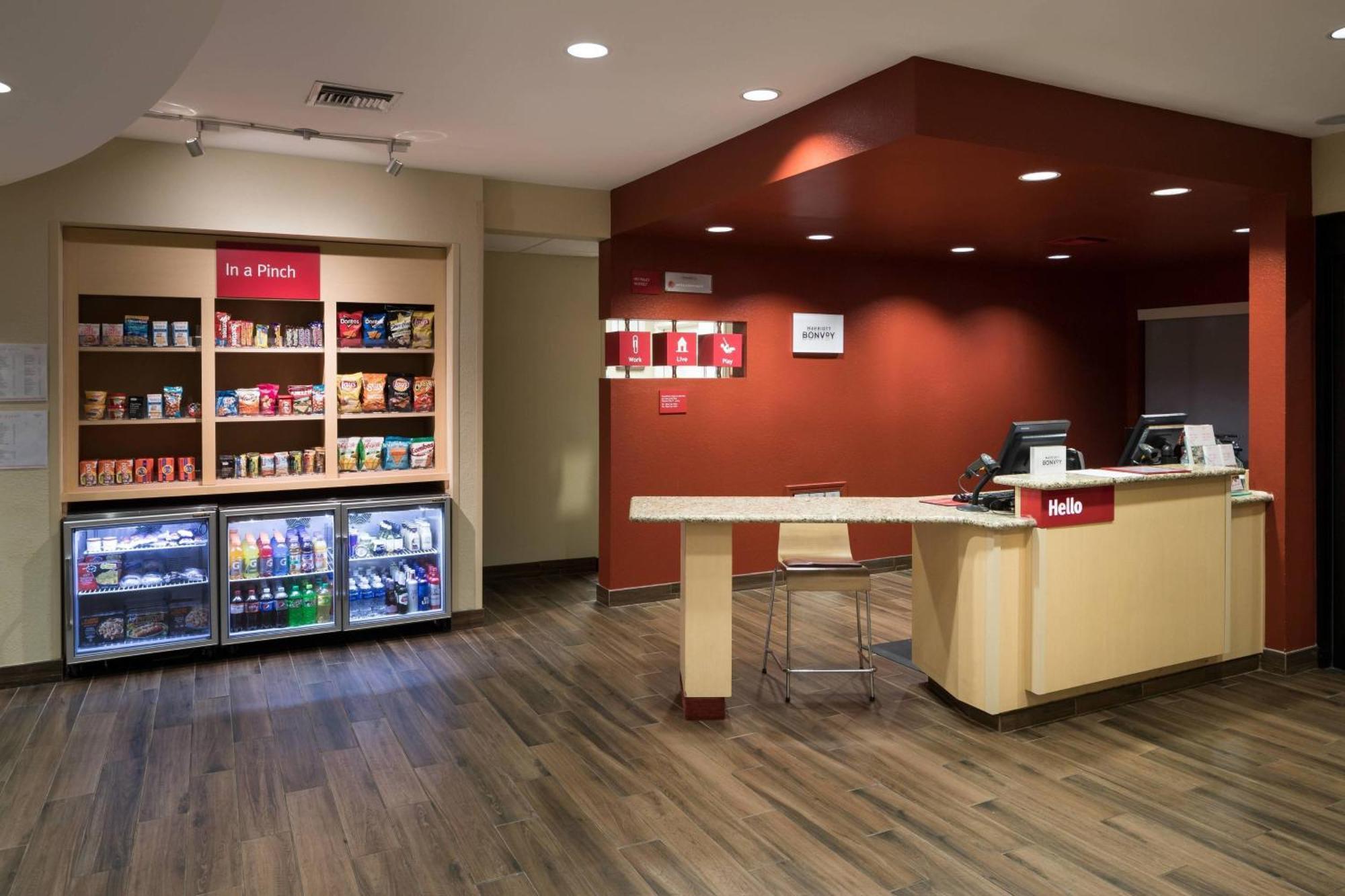 Towneplace Suites By Marriott Panama City Bagian luar foto